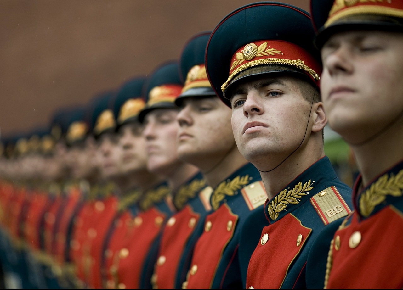 men, honor guard, soldiers-67636.jpg